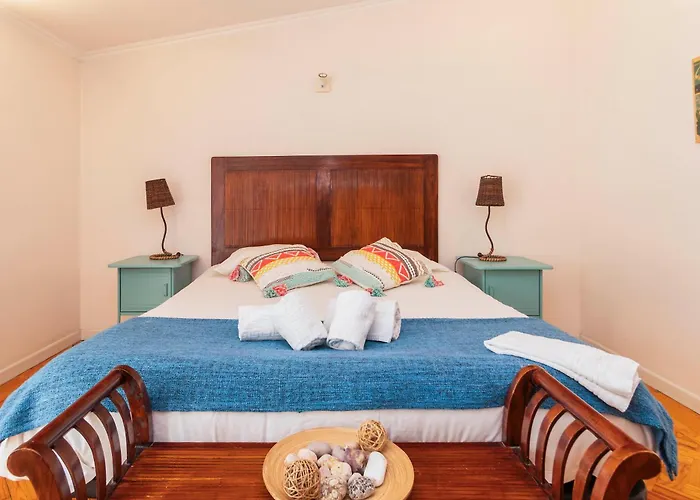 Nesha Gasthuis Lissabon